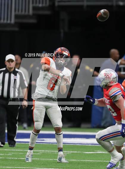 Thumbnail 3 in Westlake vs Brandeis (UIL 6A Quarterfinal Playoff) photogallery.