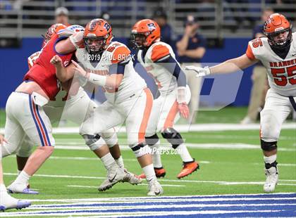 Thumbnail 1 in Westlake vs Brandeis (UIL 6A Quarterfinal Playoff) photogallery.