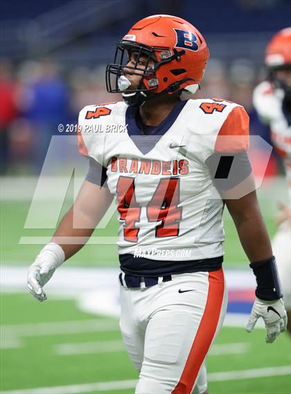 Thumbnail 1 in Westlake vs Brandeis (UIL 6A Quarterfinal Playoff) photogallery.