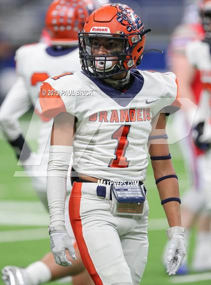 Thumbnail 2 in Westlake vs Brandeis (UIL 6A Quarterfinal Playoff) photogallery.