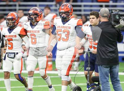 Thumbnail 1 in Westlake vs Brandeis (UIL 6A Quarterfinal Playoff) photogallery.