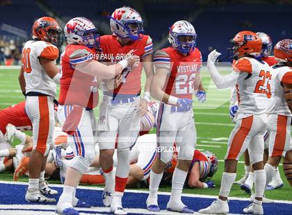 Thumbnail 2 in Westlake vs Brandeis (UIL 6A Quarterfinal Playoff) photogallery.