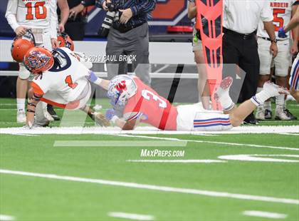 Thumbnail 3 in Westlake vs Brandeis (UIL 6A Quarterfinal Playoff) photogallery.