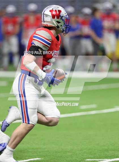 Thumbnail 3 in Westlake vs Brandeis (UIL 6A Quarterfinal Playoff) photogallery.