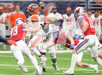Thumbnail 3 in Westlake vs Brandeis (UIL 6A Quarterfinal Playoff) photogallery.