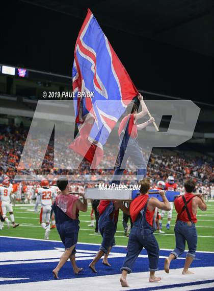 Thumbnail 1 in Westlake vs Brandeis (UIL 6A Quarterfinal Playoff) photogallery.