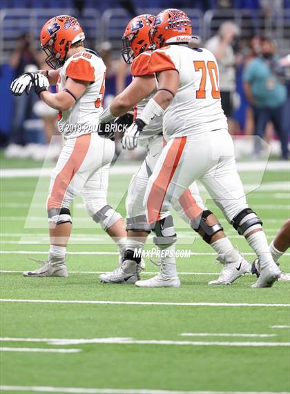 Thumbnail 3 in Westlake vs Brandeis (UIL 6A Quarterfinal Playoff) photogallery.