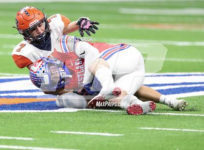 Thumbnail 1 in Westlake vs Brandeis (UIL 6A Quarterfinal Playoff) photogallery.