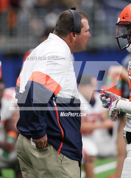 Thumbnail 3 in Westlake vs Brandeis (UIL 6A Quarterfinal Playoff) photogallery.