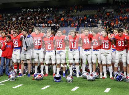 Thumbnail 2 in Westlake vs Brandeis (UIL 6A Quarterfinal Playoff) photogallery.