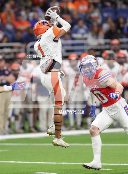 Thumbnail 3 in Westlake vs Brandeis (UIL 6A Quarterfinal Playoff) photogallery.