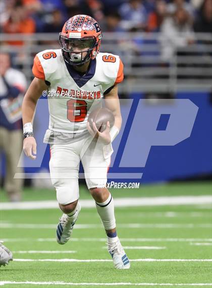 Thumbnail 2 in Westlake vs Brandeis (UIL 6A Quarterfinal Playoff) photogallery.