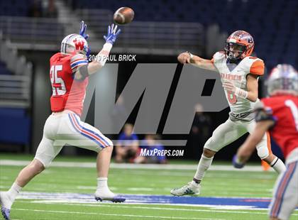 Thumbnail 2 in Westlake vs Brandeis (UIL 6A Quarterfinal Playoff) photogallery.