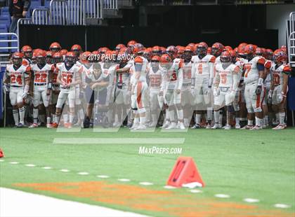 Thumbnail 3 in Westlake vs Brandeis (UIL 6A Quarterfinal Playoff) photogallery.