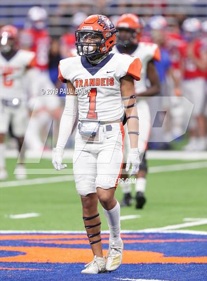 Thumbnail 1 in Westlake vs Brandeis (UIL 6A Quarterfinal Playoff) photogallery.