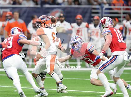 Thumbnail 2 in Westlake vs Brandeis (UIL 6A Quarterfinal Playoff) photogallery.