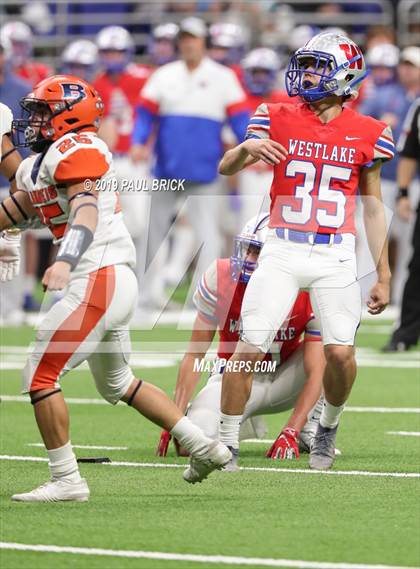 Thumbnail 1 in Westlake vs Brandeis (UIL 6A Quarterfinal Playoff) photogallery.