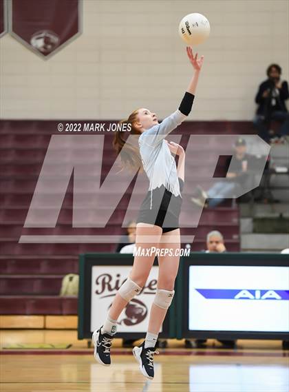 Thumbnail 3 in Phoenix Country Day vs. Horizon Honors (AIA 2A Semifinal) photogallery.