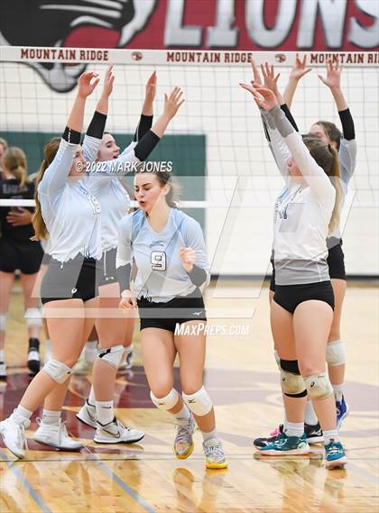 Thumbnail 3 in Phoenix Country Day vs. Horizon Honors (AIA 2A Semifinal) photogallery.