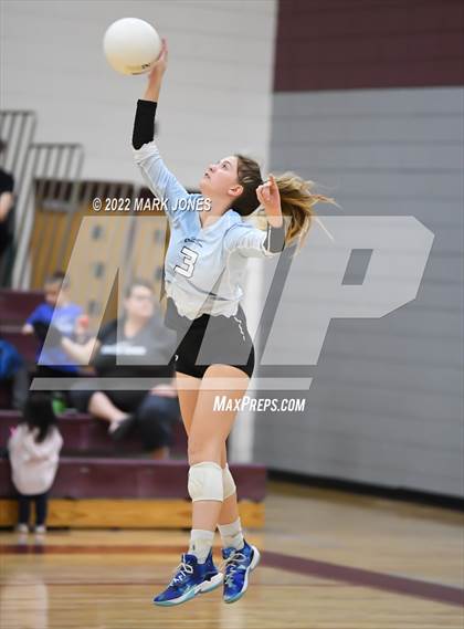 Thumbnail 1 in Phoenix Country Day vs. Horizon Honors (AIA 2A Semifinal) photogallery.