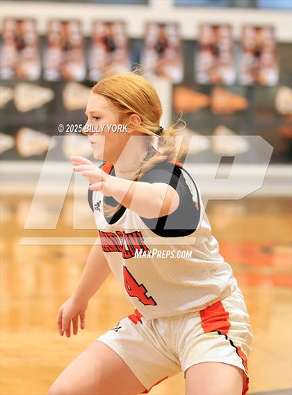 Thumbnail 3 in Grand Saline vs Eustace photogallery.