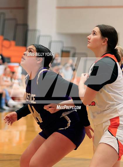 Thumbnail 1 in Grand Saline vs Eustace photogallery.