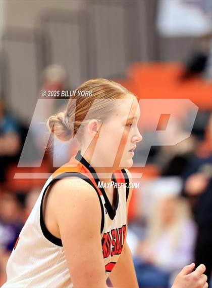 Thumbnail 1 in Grand Saline vs Eustace photogallery.