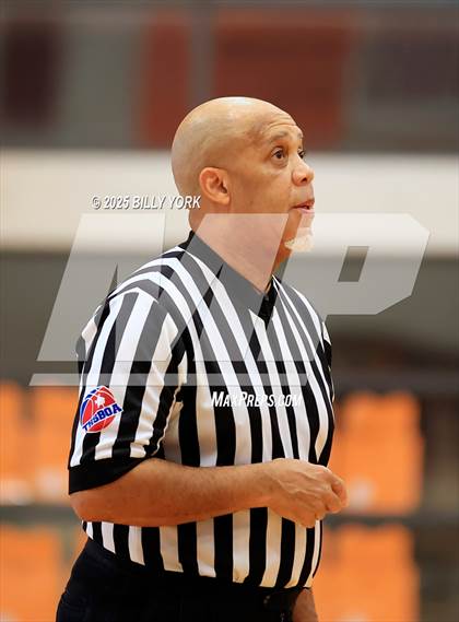 Thumbnail 2 in Grand Saline vs Eustace photogallery.