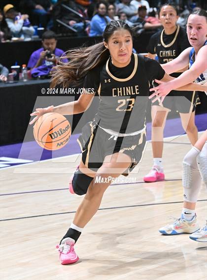 Thumbnail 2 in Chinle vs. Snowflake (AIA 3A Quarterfinal) photogallery.