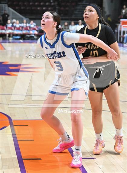 Thumbnail 2 in Chinle vs. Snowflake (AIA 3A Quarterfinal) photogallery.