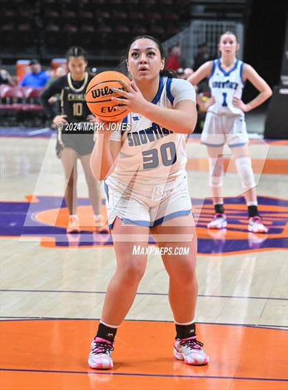 Thumbnail 1 in Chinle vs. Snowflake (AIA 3A Quarterfinal) photogallery.