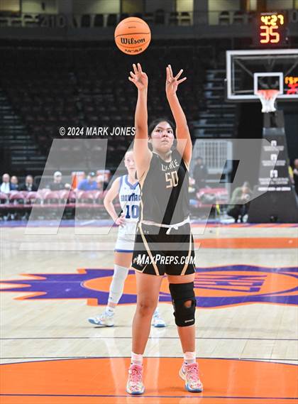 Thumbnail 2 in Chinle vs. Snowflake (AIA 3A Quarterfinal) photogallery.