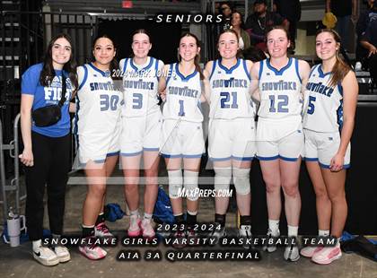 Thumbnail 2 in Chinle vs. Snowflake (AIA 3A Quarterfinal) photogallery.