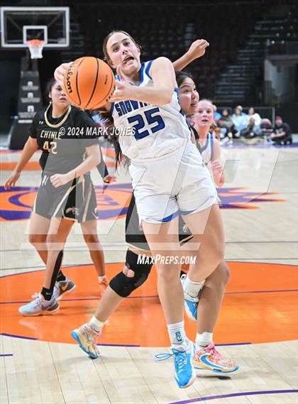Thumbnail 1 in Chinle vs. Snowflake (AIA 3A Quarterfinal) photogallery.