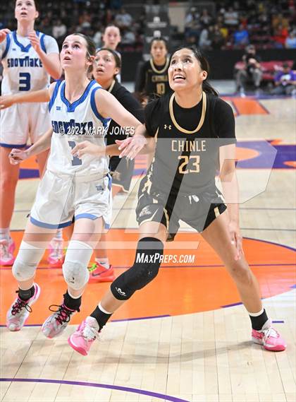 Thumbnail 1 in Chinle vs. Snowflake (AIA 3A Quarterfinal) photogallery.