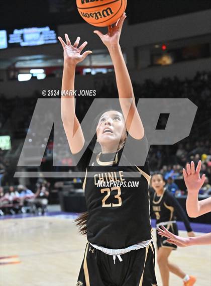 Thumbnail 2 in Chinle vs. Snowflake (AIA 3A Quarterfinal) photogallery.
