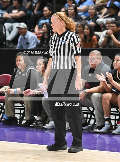Thumbnail 1 in Chinle vs. Snowflake (AIA 3A Quarterfinal) photogallery.