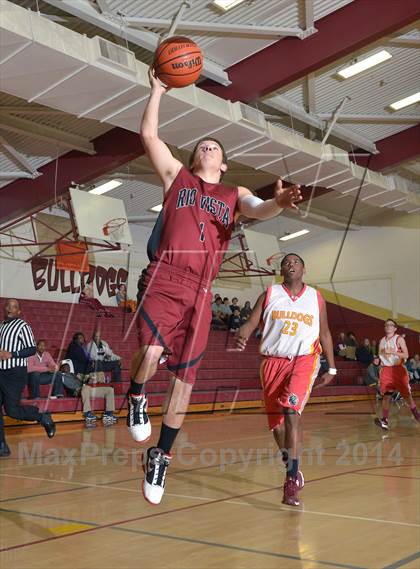 Thumbnail 1 in Rio Vista @ Encina Prep photogallery.