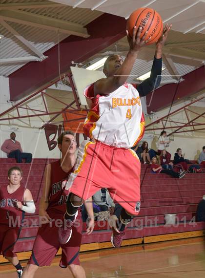 Thumbnail 1 in Rio Vista @ Encina Prep photogallery.