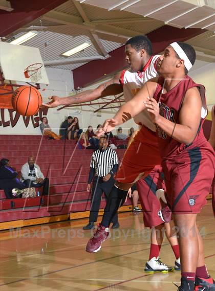 Thumbnail 1 in Rio Vista @ Encina Prep photogallery.