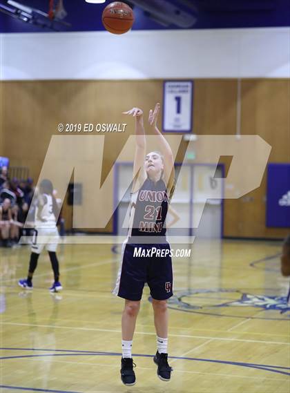Thumbnail 3 in Union Mine @ Oakland (CIF NorCal D3 Final) photogallery.