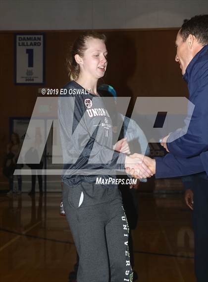 Thumbnail 2 in Union Mine @ Oakland (CIF NorCal D3 Final) photogallery.
