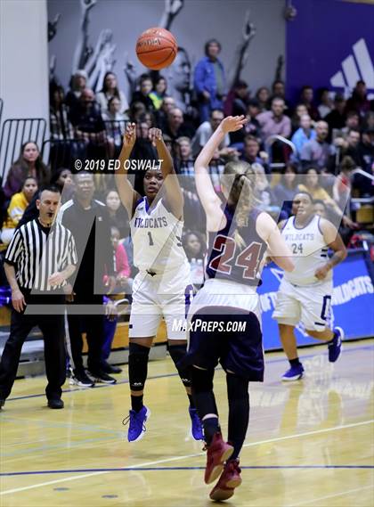 Thumbnail 2 in Union Mine @ Oakland (CIF NorCal D3 Final) photogallery.