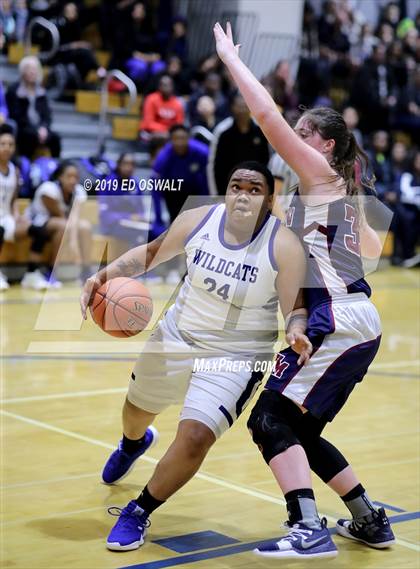 Thumbnail 2 in Union Mine @ Oakland (CIF NorCal D3 Final) photogallery.