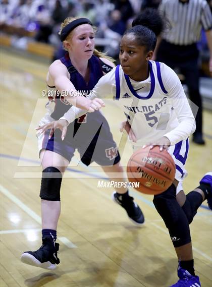 Thumbnail 2 in Union Mine @ Oakland (CIF NorCal D3 Final) photogallery.