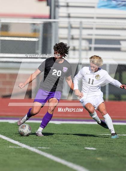 Thumbnail 3 in Salem Hills vs. Lehi (UHSAA 5A Quarter Final Round) photogallery.