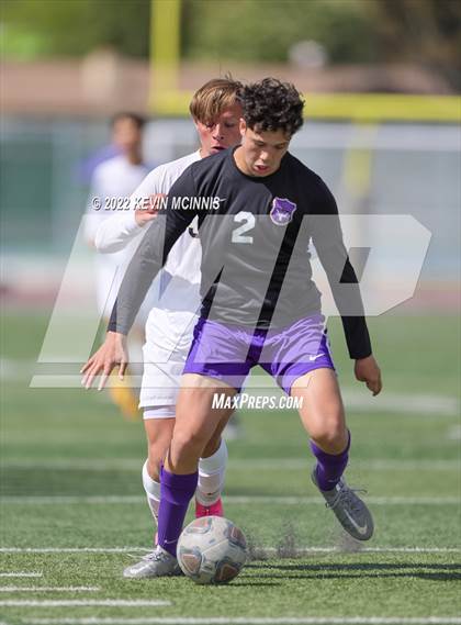 Thumbnail 3 in Salem Hills vs. Lehi (UHSAA 5A Quarter Final Round) photogallery.