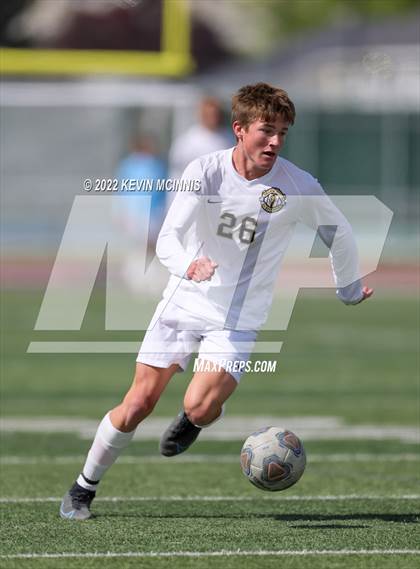 Thumbnail 2 in Salem Hills vs. Lehi (UHSAA 5A Quarter Final Round) photogallery.