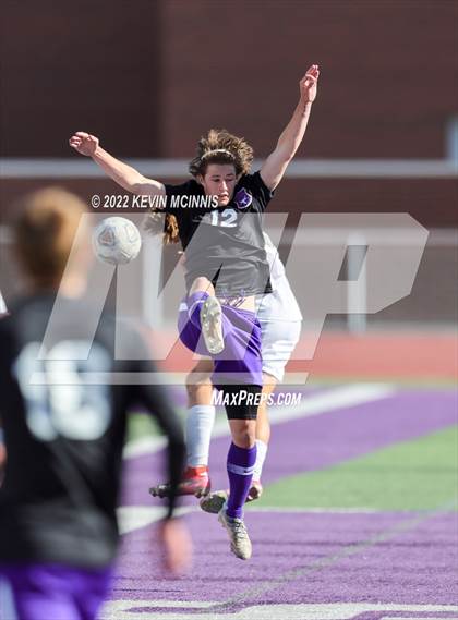 Thumbnail 1 in Salem Hills vs. Lehi (UHSAA 5A Quarter Final Round) photogallery.