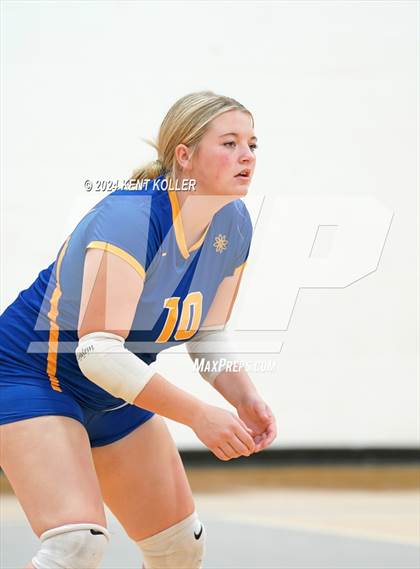 Thumbnail 2 in Midland vs. Clarenceville (Our Lady Of The Lakes Invite) photogallery.